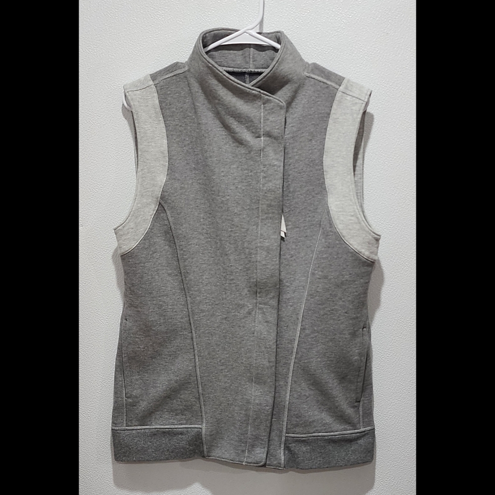 Lululemon Athletica Versa Full Zip Vest 19.5 P2P L/XL Pockets Cotton Fleece